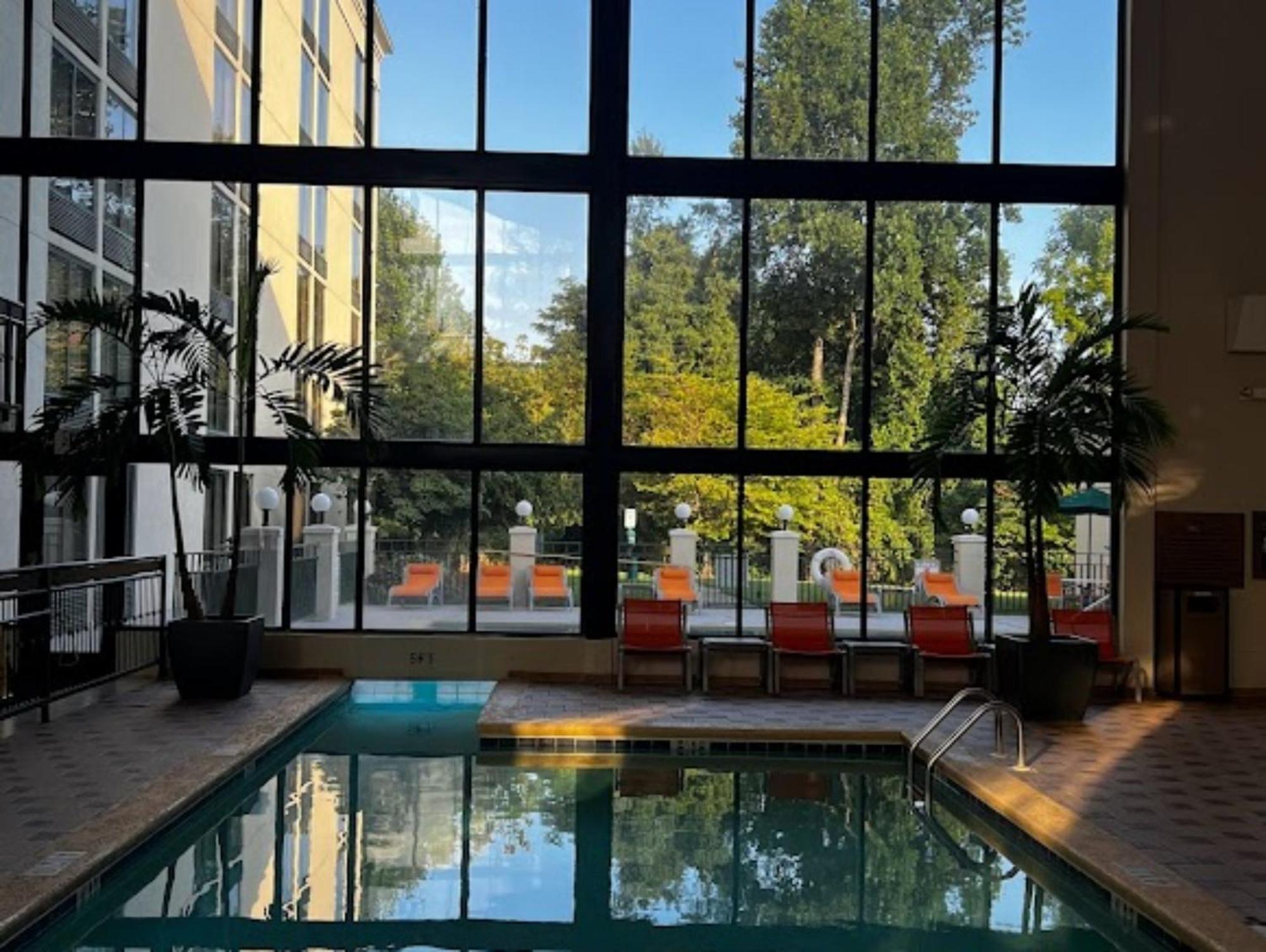 - Biltmore West By Ihg 3* Asheville